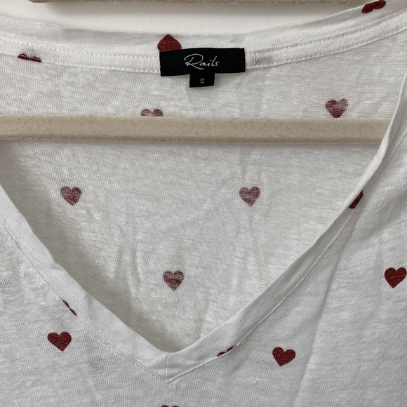 Rails Heart Printed Tee Shirt Size: S - Picture 2 of 3